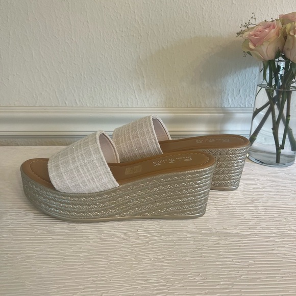 Shoes - Brand New Espadrille White Platform Sandal